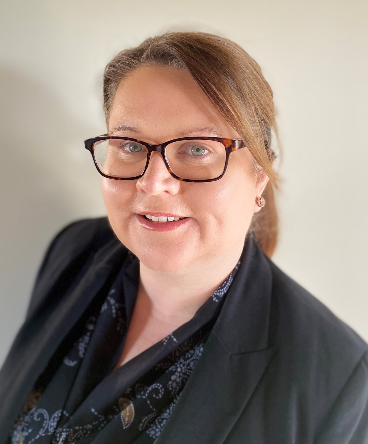 Julie Lewis Business Concierge