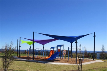 Abington Reserve's playground and cycleway