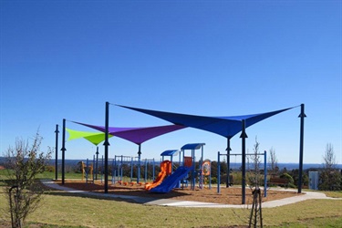 Abington Reserve's playground and cycleway