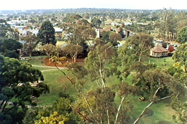 Mawson, Park, Campbelltown (looking east), 1993, Campbelltown and Airds Historical Society