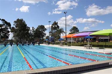 Shaded area near the outdoor pool