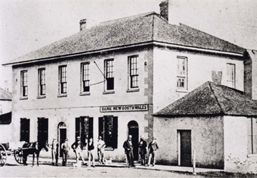 The Bank of New South Wales opened its Campbelltown Branch in February 1878. The building was located in Queen Street almost opposite Lithgow Street but a little to the south.