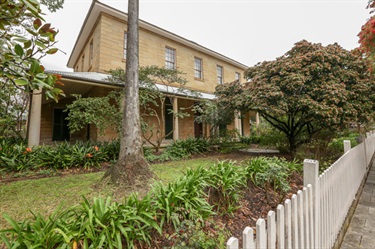 Glenalvon House - a fine Colonial Georgian townhouse with its heritage gardens, built when Campbelltown was a small rural village, established by Governor Lachlan Macquarie in 1820