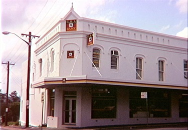 Reeves Emporium building when it was the CBA Bank in January 1982 on the corner of Queen Street and Patrick Street in Campbelltown. Photo: V.Fowler.