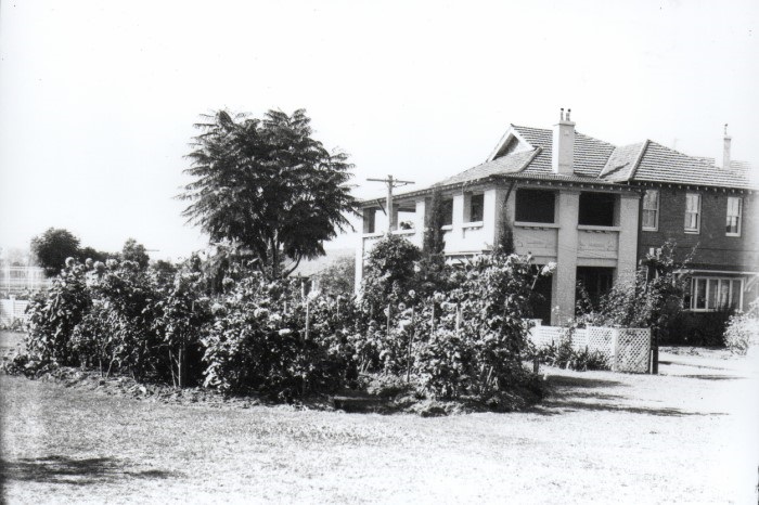 Old photograph od Hurlstone school building 