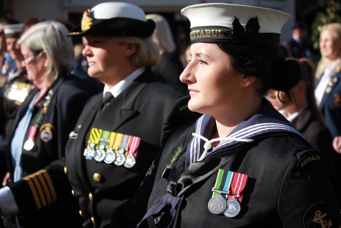 Anzac Parade featuring female Defence Force Members 