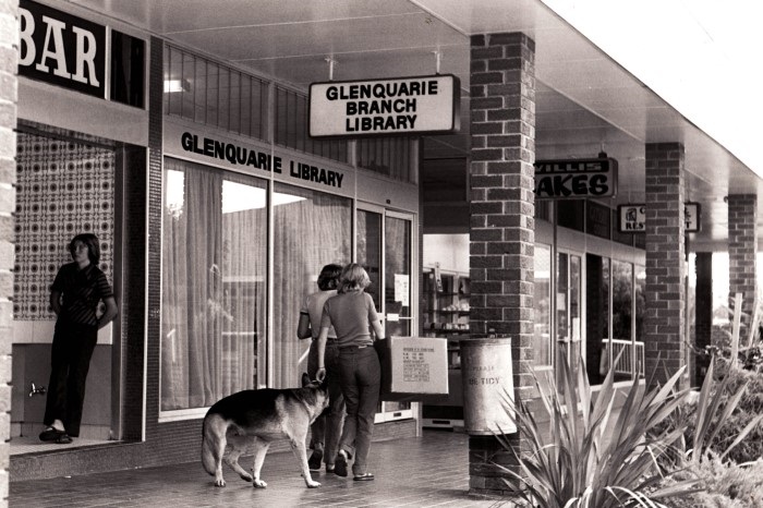 A black and white image of the Glenquarie library in the 1970s 