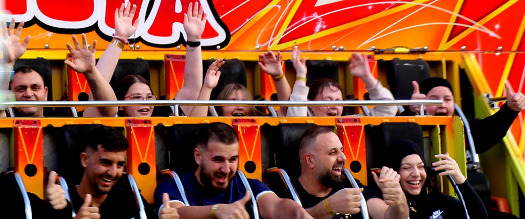 People on a ride at Festival of Fisher's Ghost