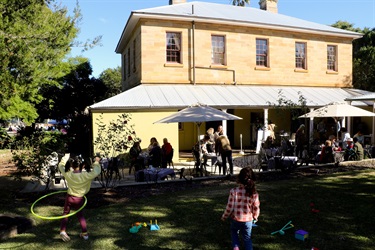 Join us in the Glenalvon House courtyard for Devonshire teas